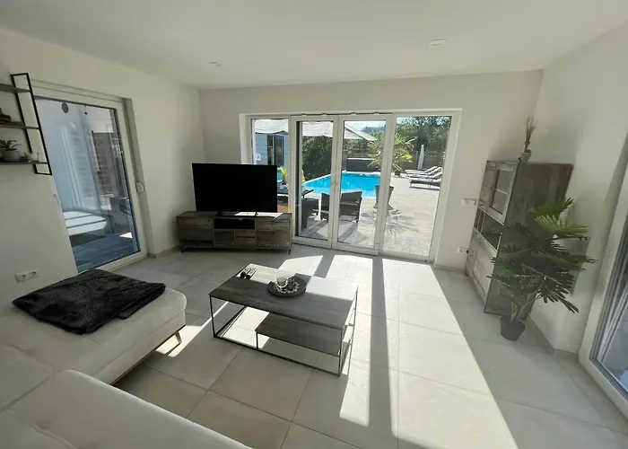 Feriendomizil Schleich Im Thermenland Lägenhet